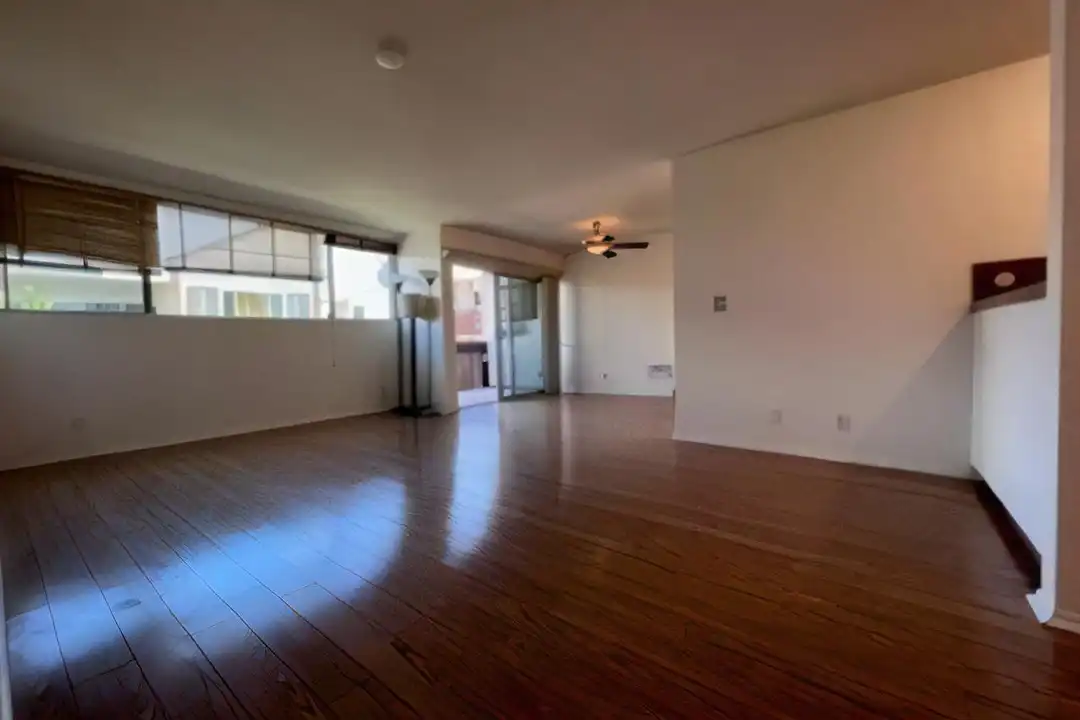 6000 Canterbury Dr unit 207 - View 4