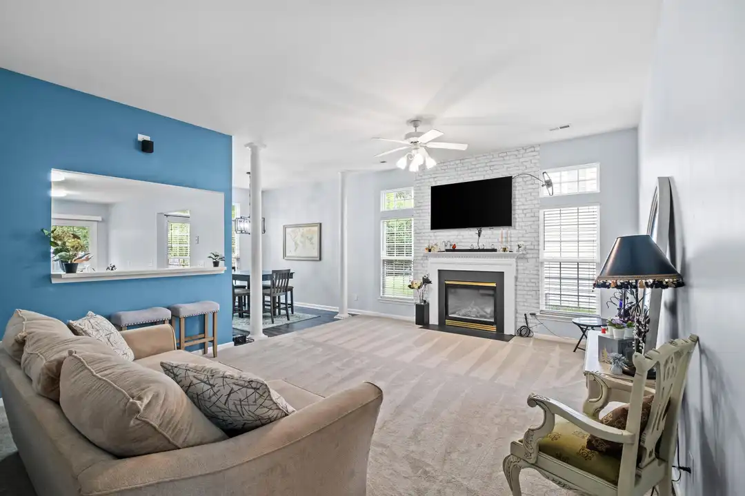 6601 Courtland St - View 2