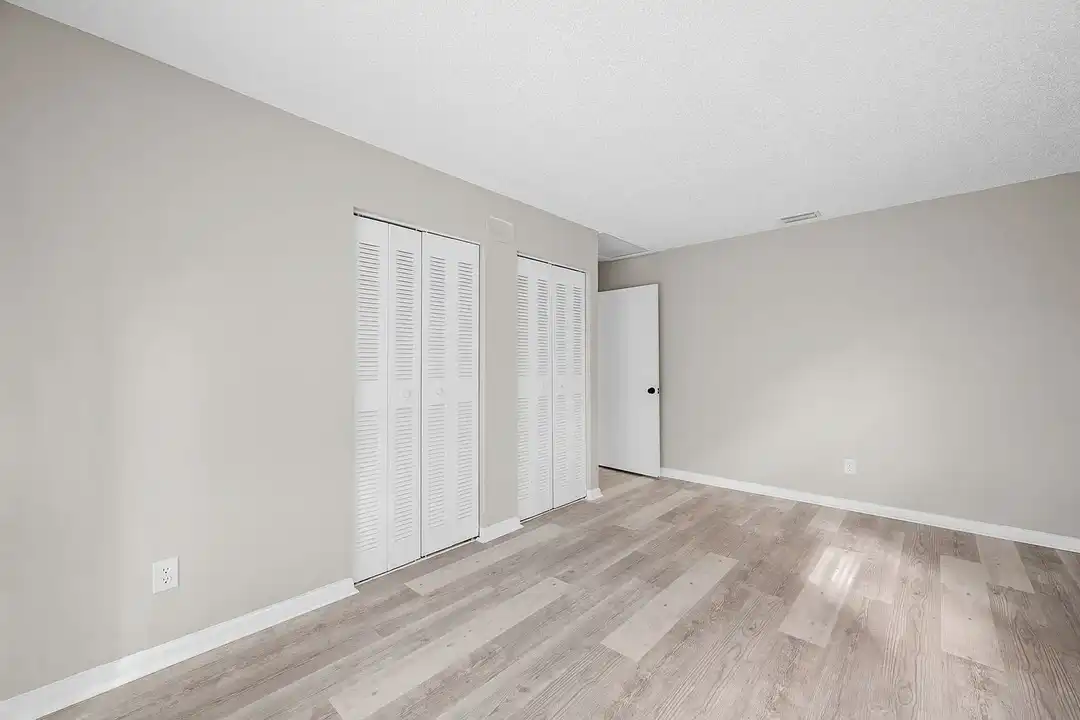 Canterbury Place Apartments - View 6