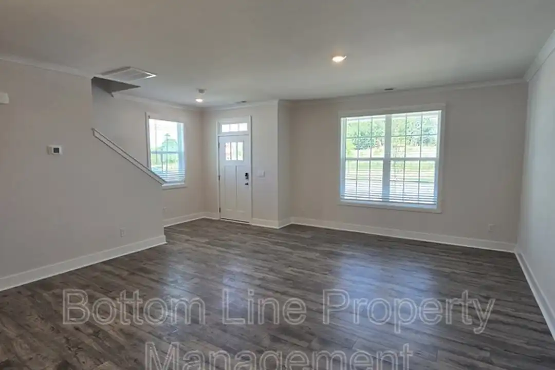 1010 Whistling Pl - View 6