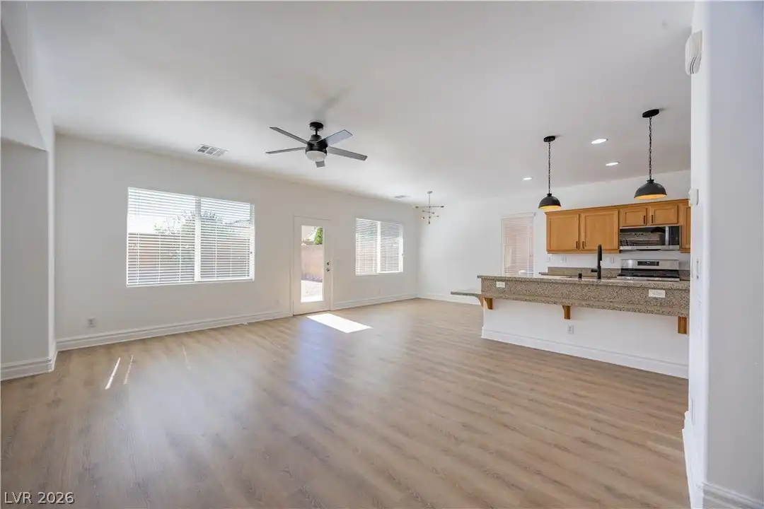 212 Fairway Woods Dr - View 6