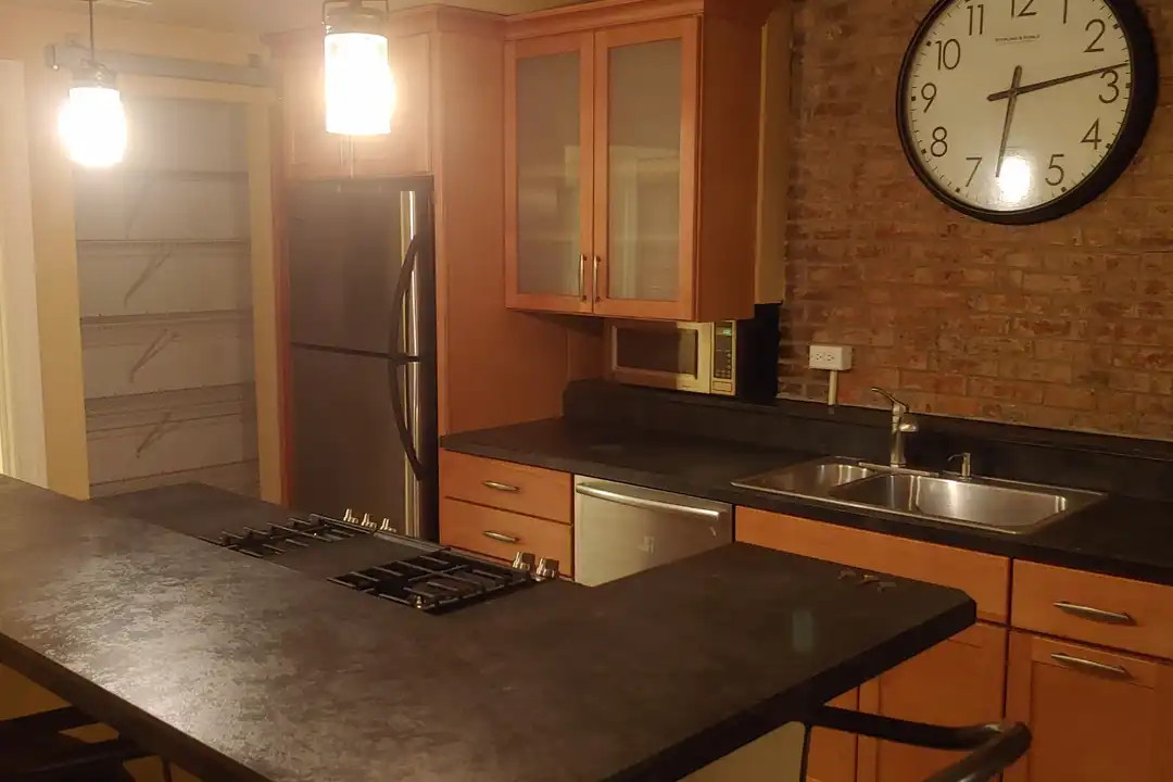 111 S 13th St unit 2 – photo 1