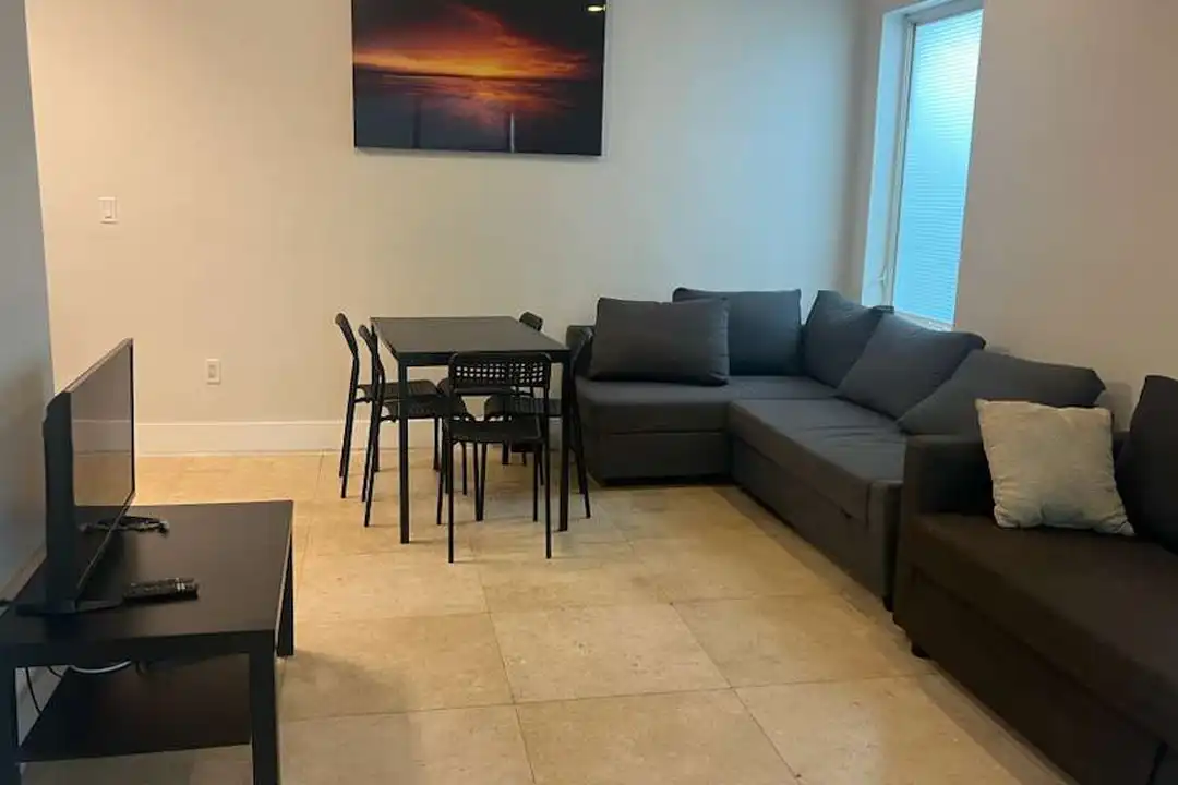 650 Euclid Ave - View 2