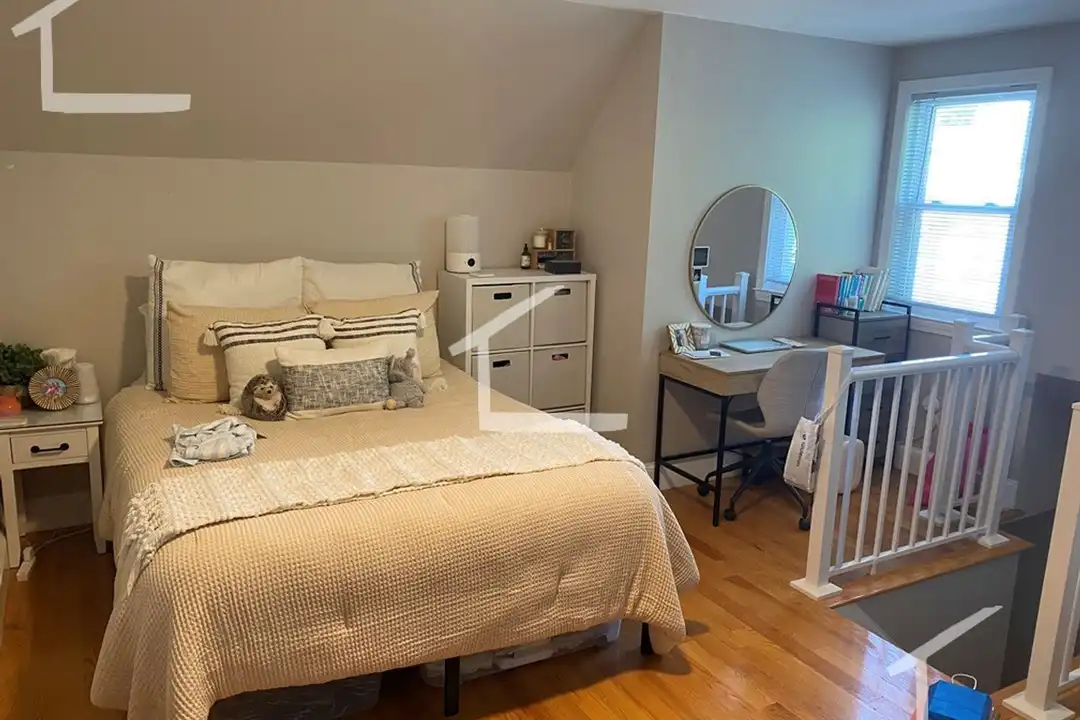 128 Brooks St - View 6