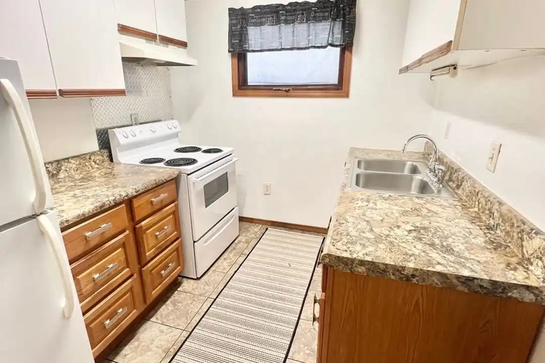209 Wynoka St unit Apt #4 – photo 1
