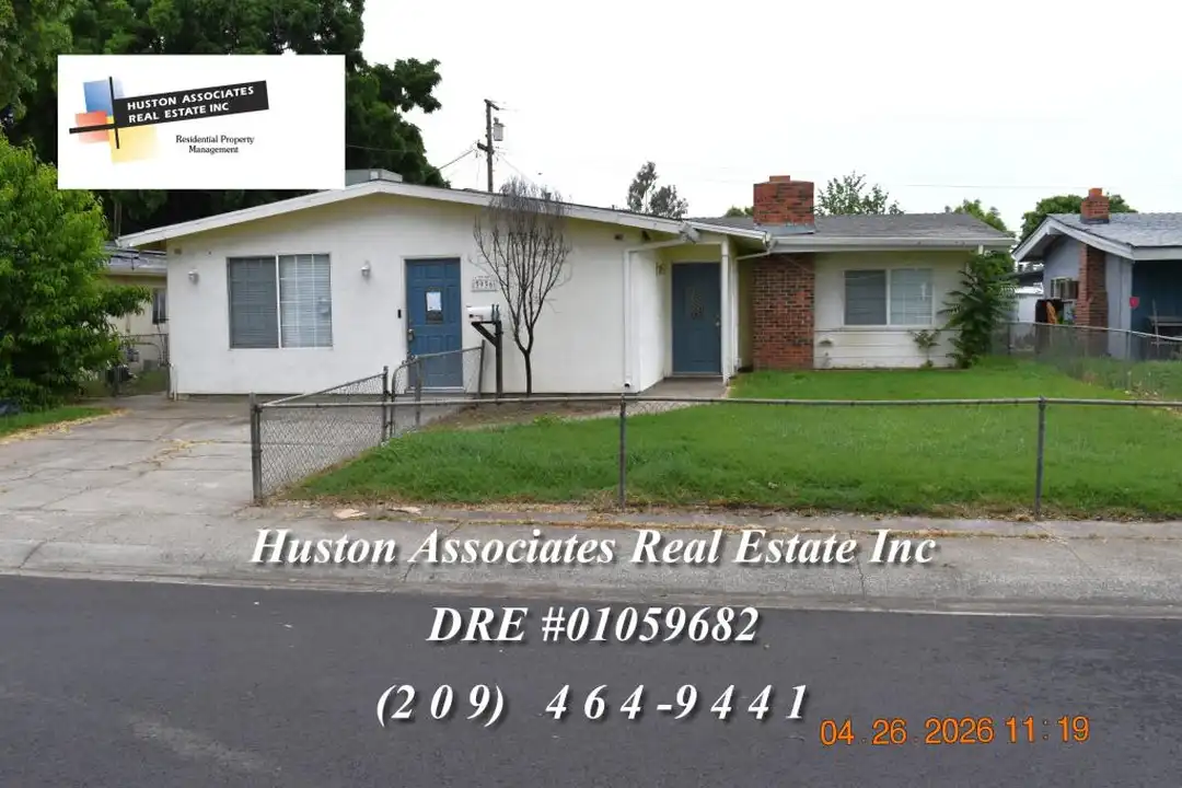 3936 Dennis Ave – photo 1