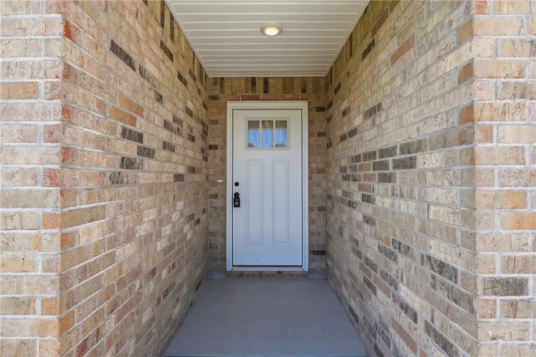 5071 Vista Ave - View 3