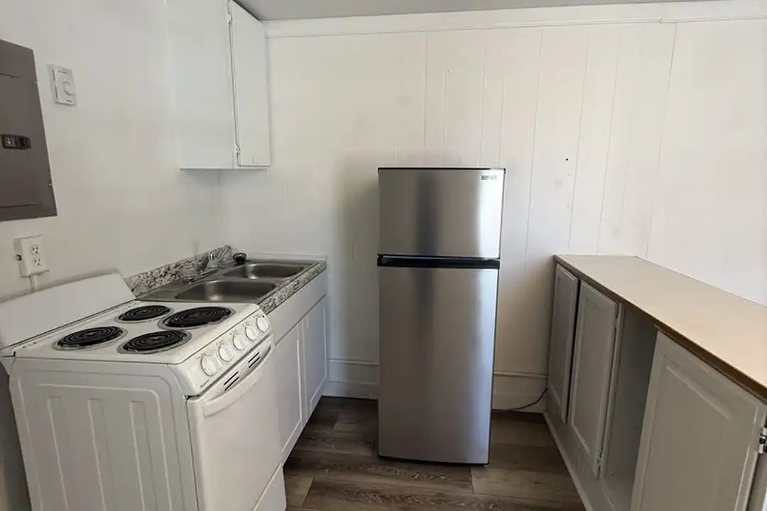 695 S Ash St unit #2 - View 2