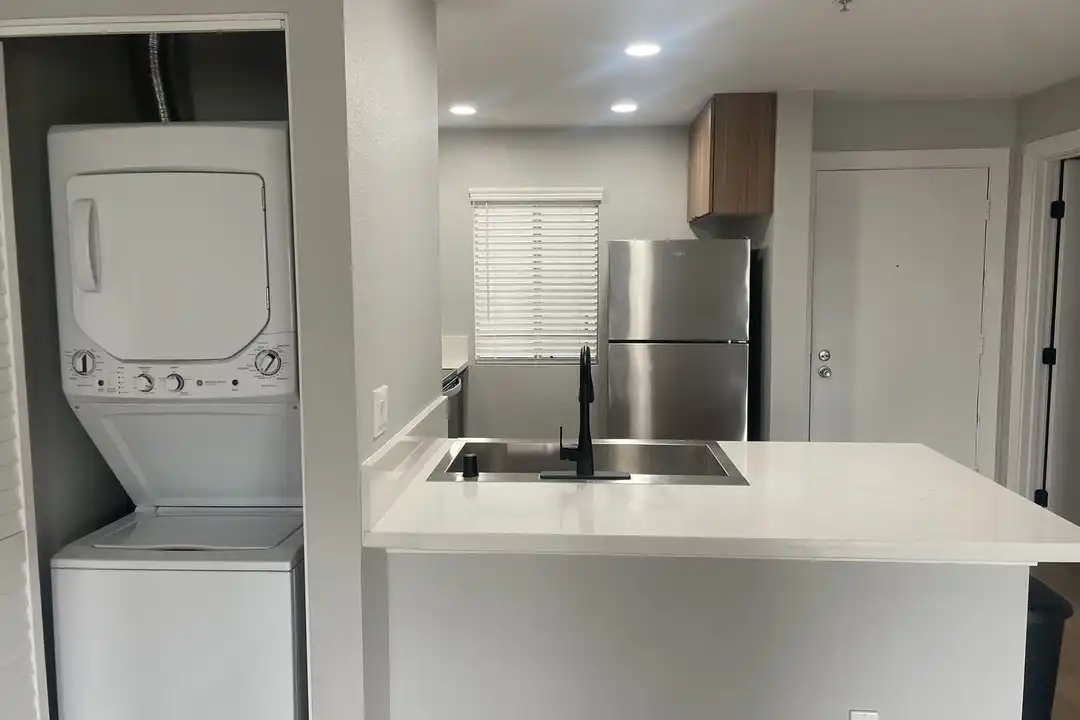 2855 Pinecreek Dr unit B-319 - View 2