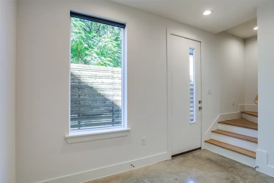 Apartment in Dallas - View 5