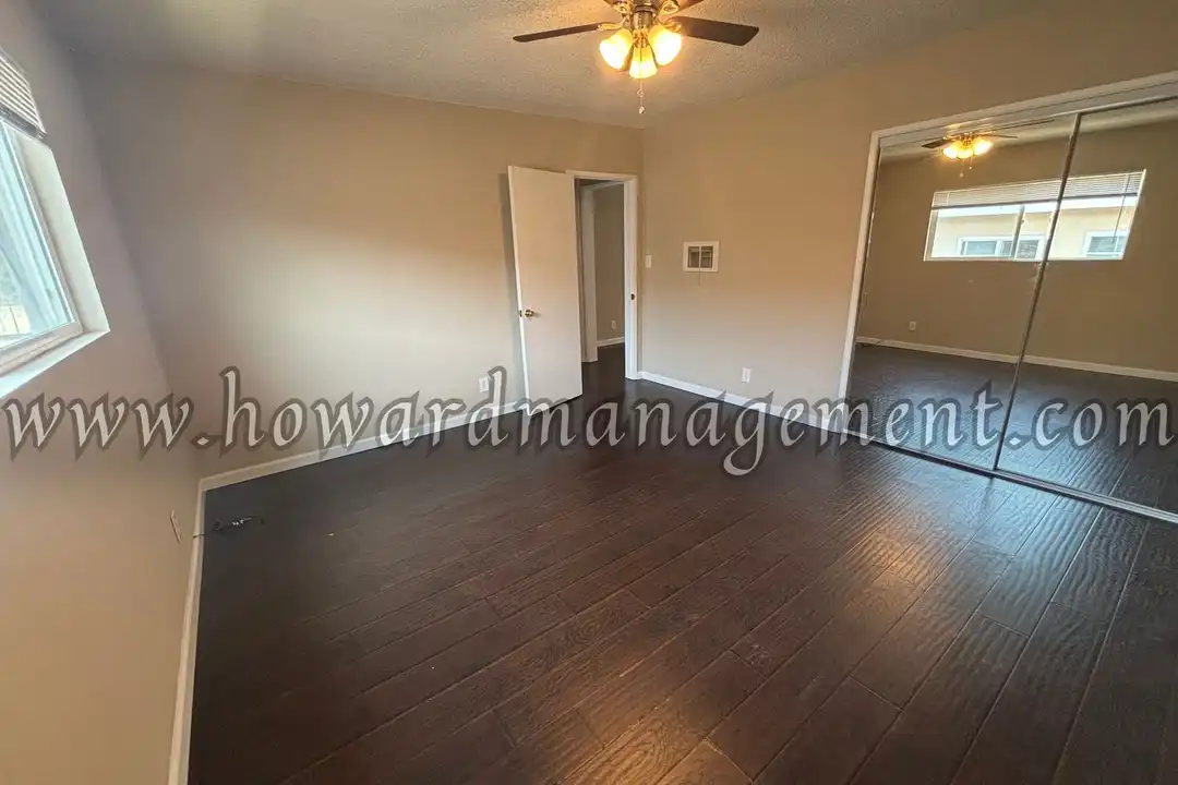 1005 Hill St unit 7 - View 2