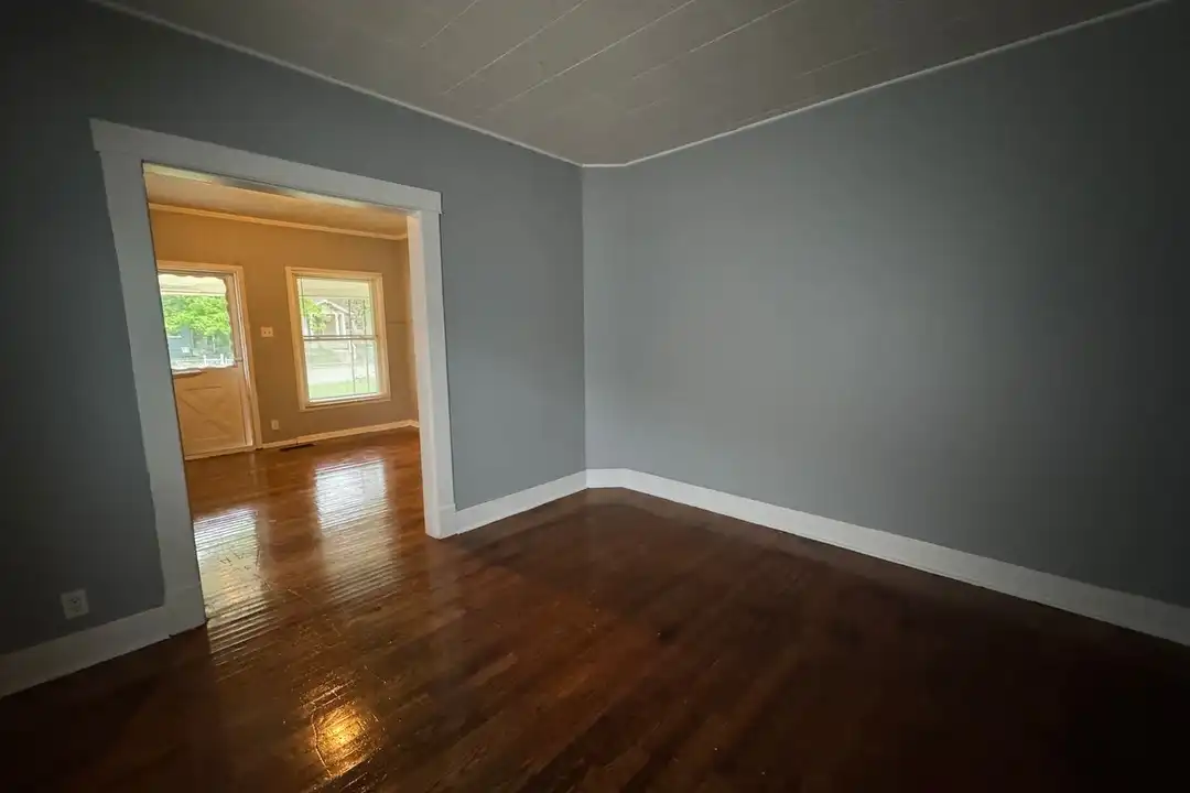 1354 N Olney St unit 1356 N Olney St – pohled 6