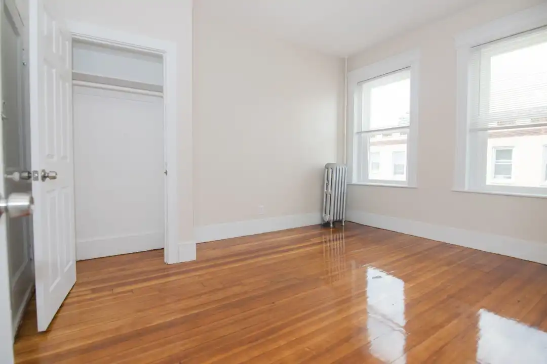 38 Brighton Ave - More