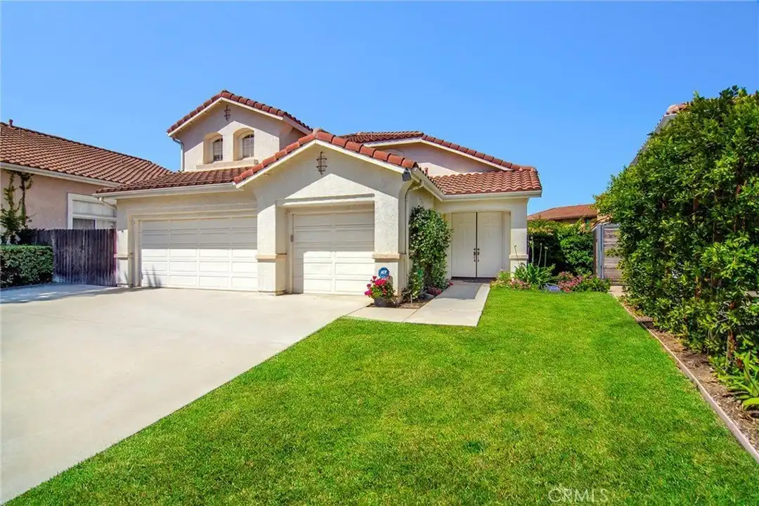 4597 El Capitan Pl - View 3