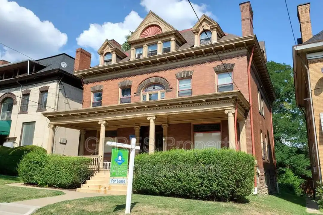 425 S Aiken Ave unit Unit 3 – photo 1