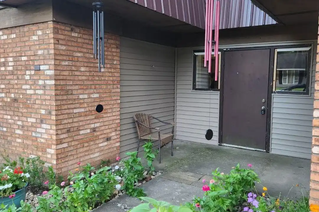 4902 Brookwood Rd unit 4902 - BLDG - 05 – photo 1