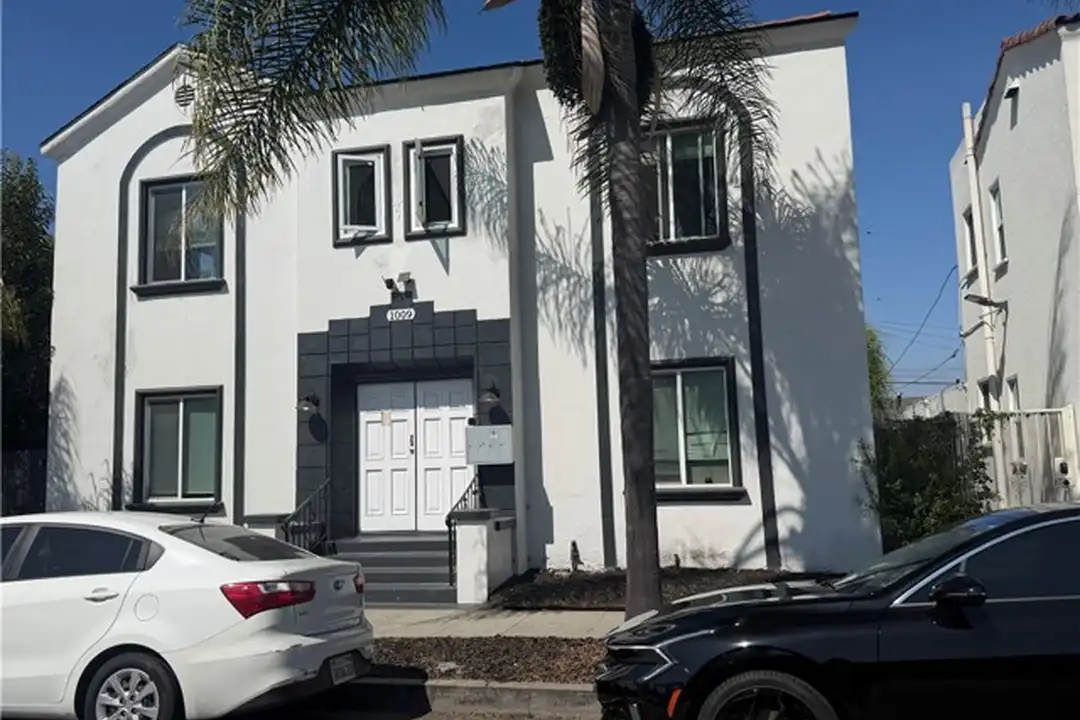 1009 Coronado Ave unit 2 – photo 1