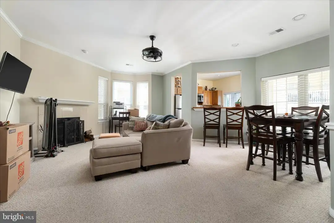 664 Gateway Dr SE #302 - View 5