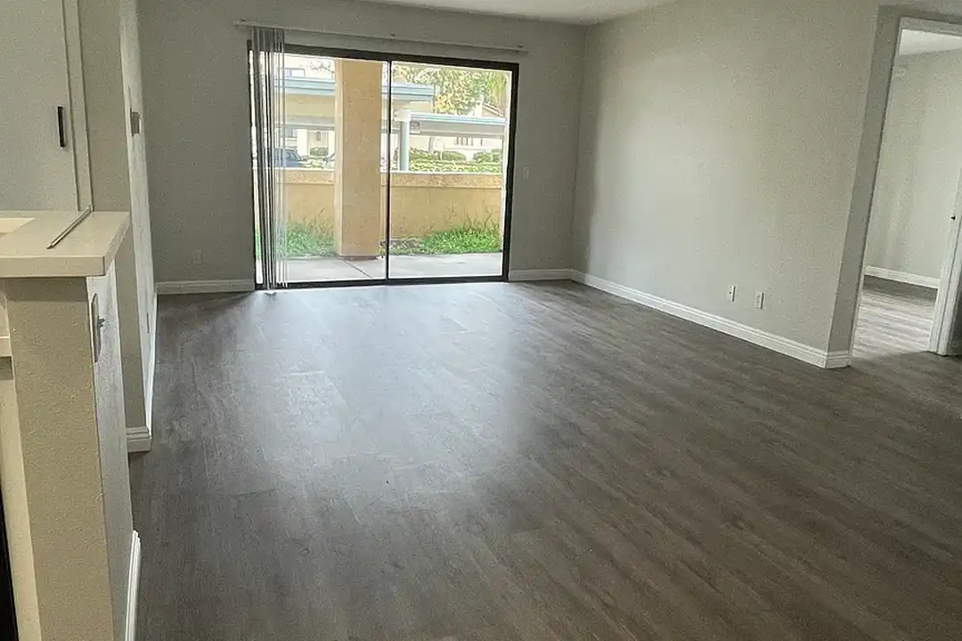 Arroyo Vista Apartments – photo 1