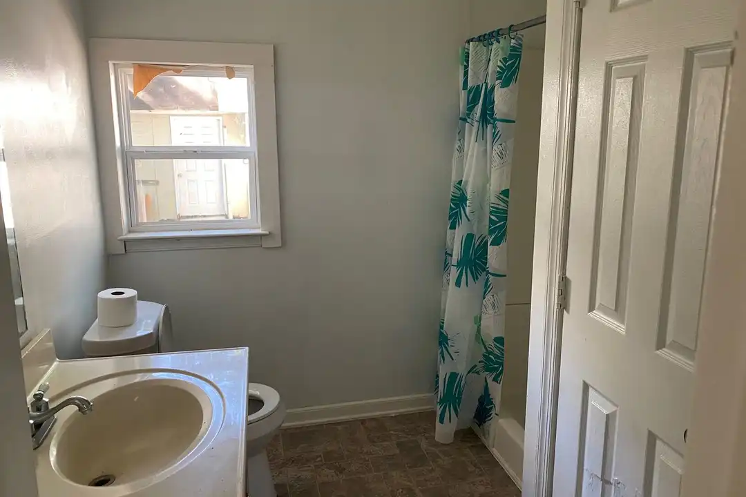 Apartment in Newport News - View 5