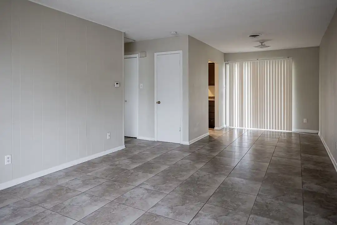 Apartment in Del Rio - View 3