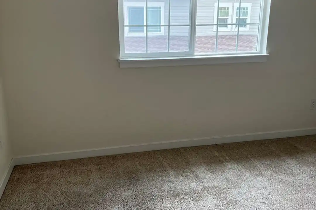 818 S Terry St - View 6