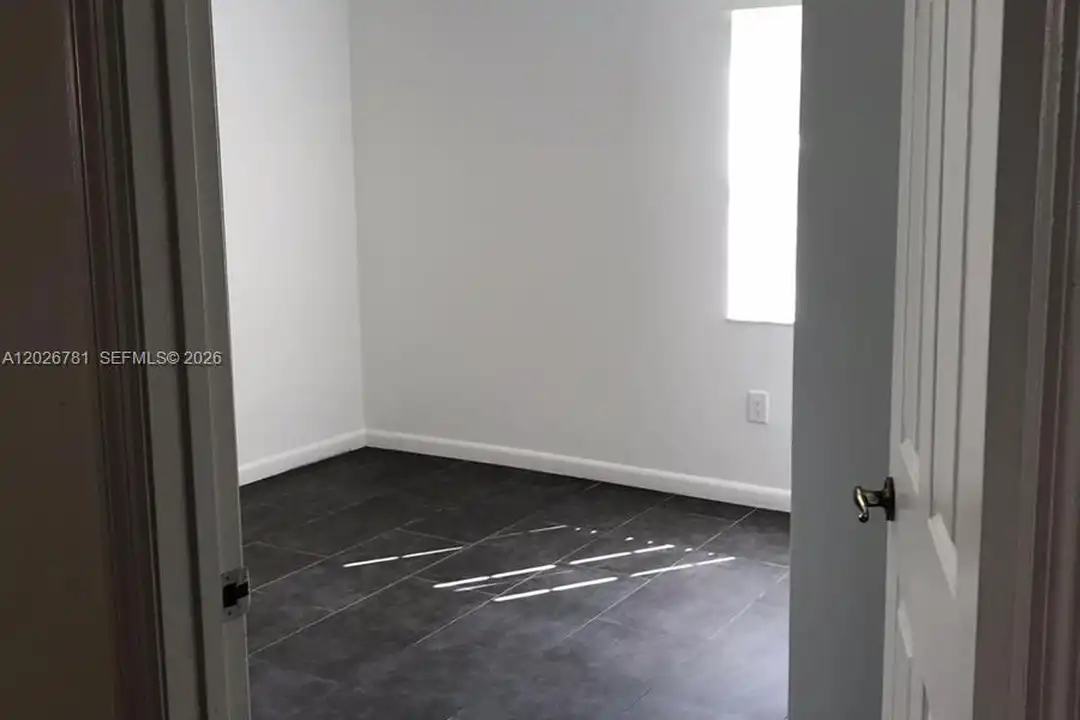 462 NE 210th Cir Terrace unit 101-9 - View 6
