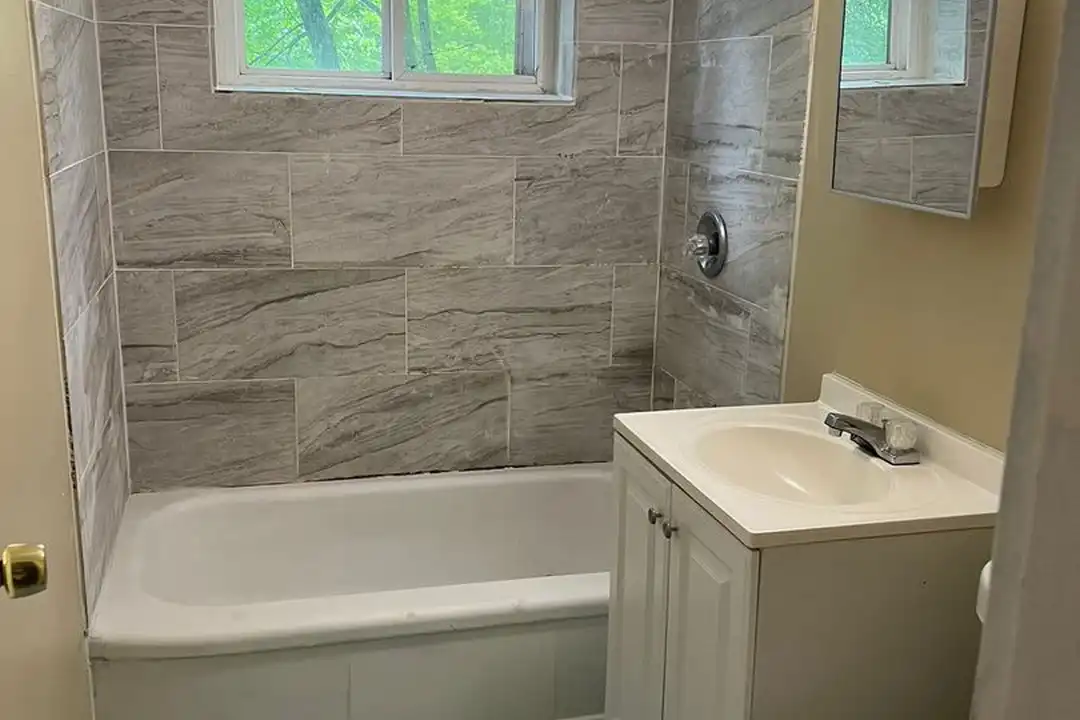 13945 Superior Rd unit 1G – photo 1