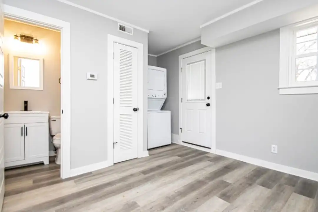 300 SW 4th St unit Unit 5 - View 5