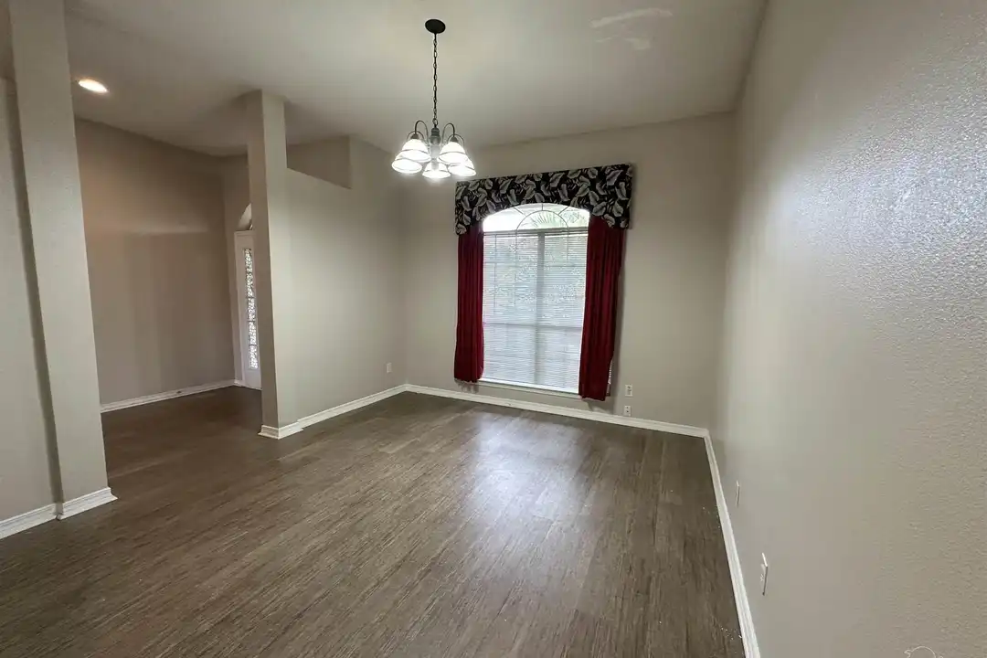 10306 Wailuku Dr - View 5