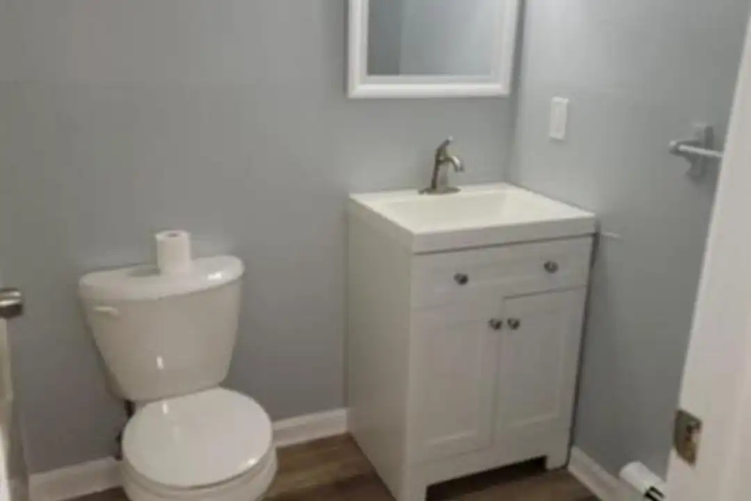 10 Green St - View 5