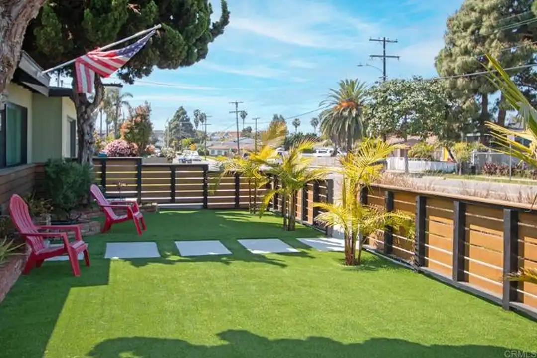 House in Oceanside - More