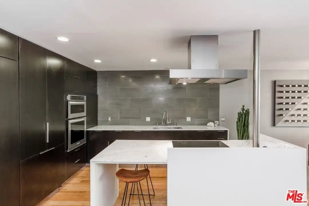 850 Kings Rd #306 - View 2