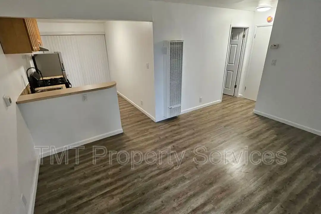 2619 Acacia St unit # 2 - View 3