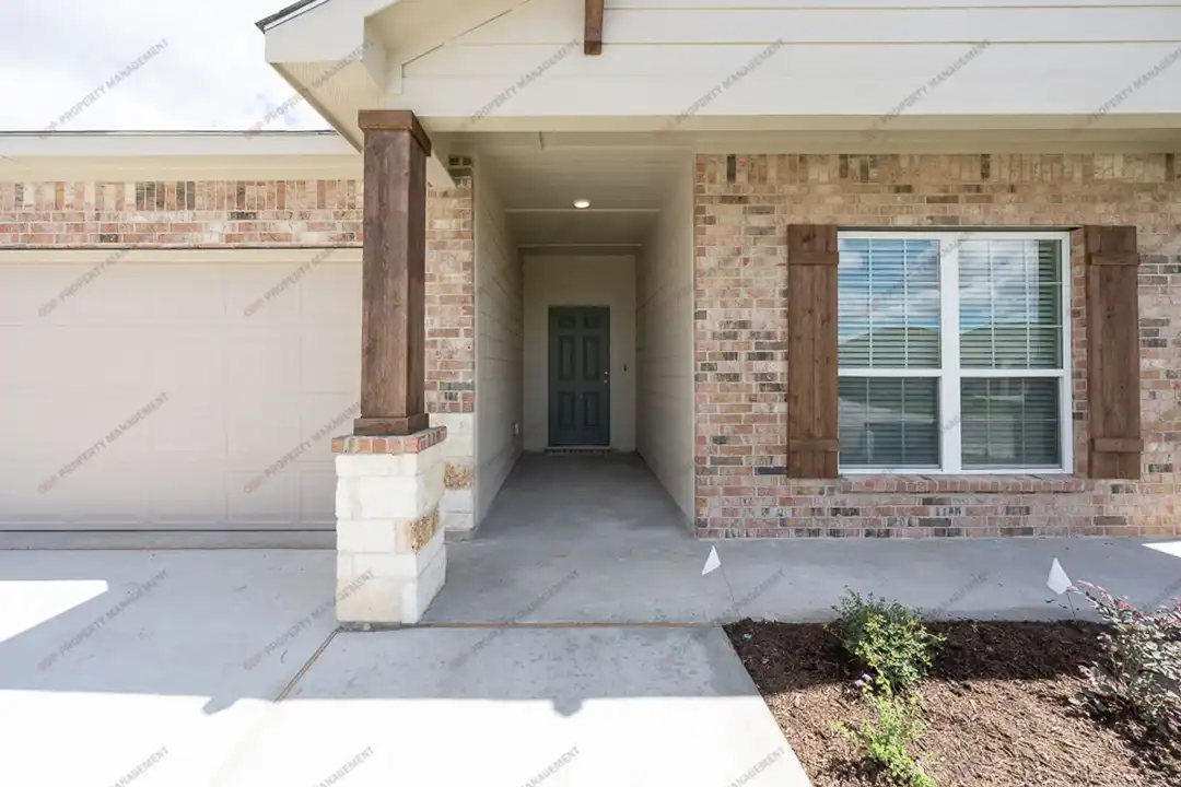 5305 Friars Lp - View 3