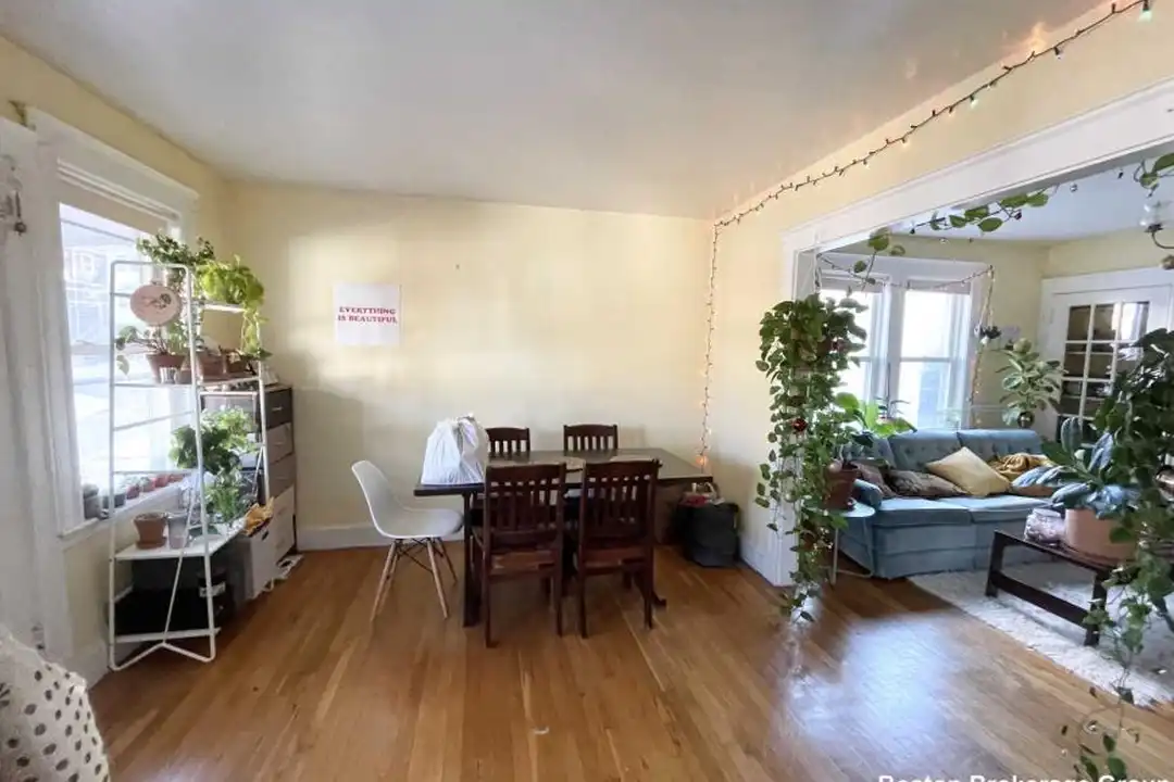 16 Mission Park Dr - View 4