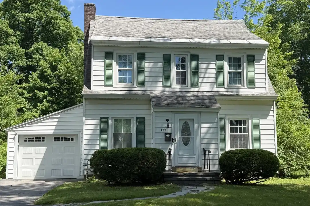 1422 Regent St – photo 1 of 20