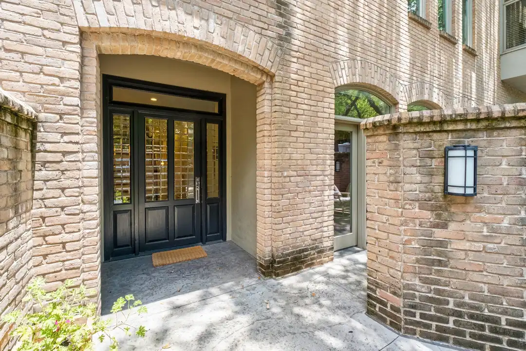 3718 Bridle Path - View 3