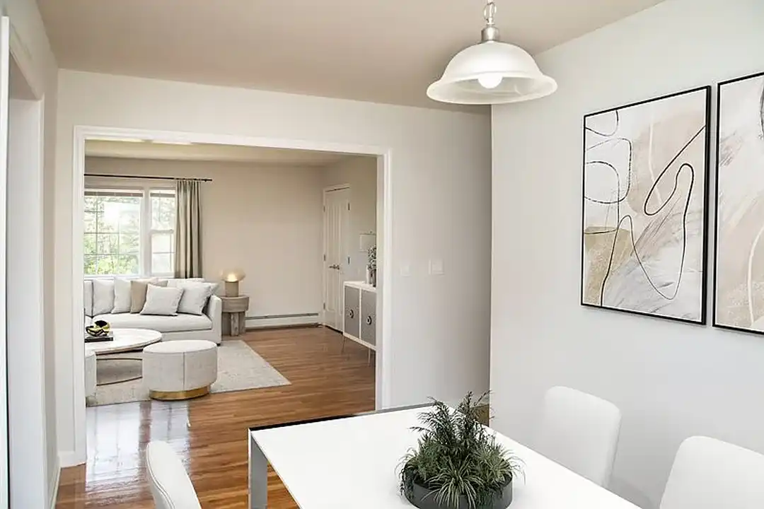 Apartment in West Orange - View 3