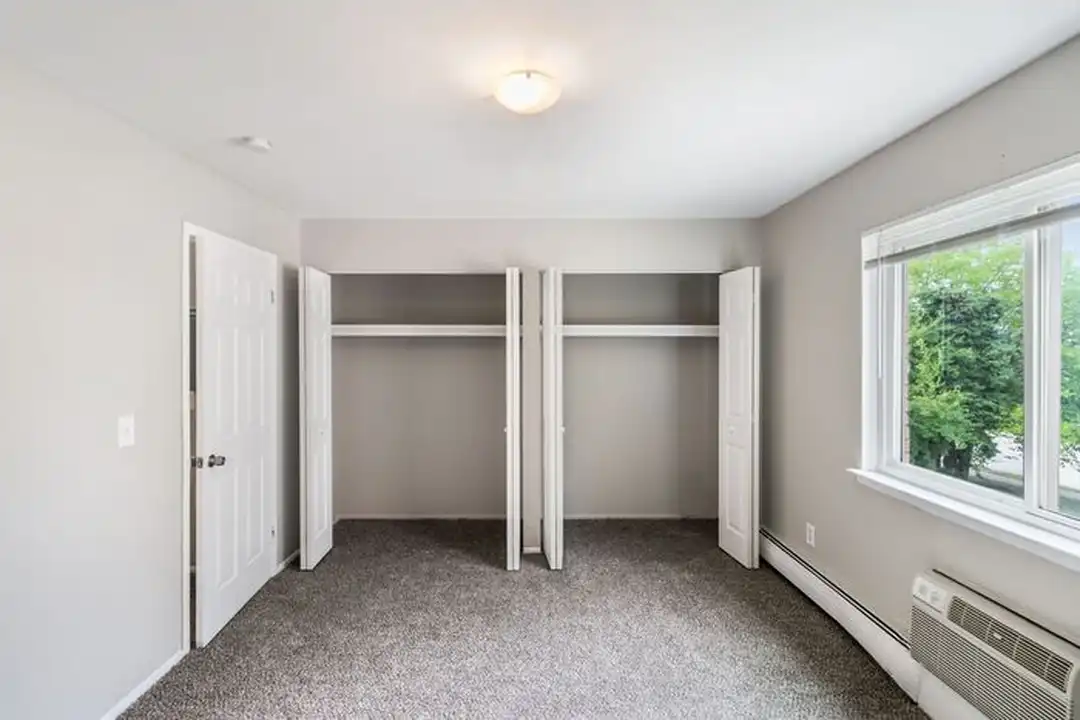 21880 Coolidge Hwy unit Apt 203 – pohled 5