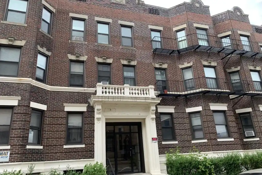 31 St Lukes Rd - View 4