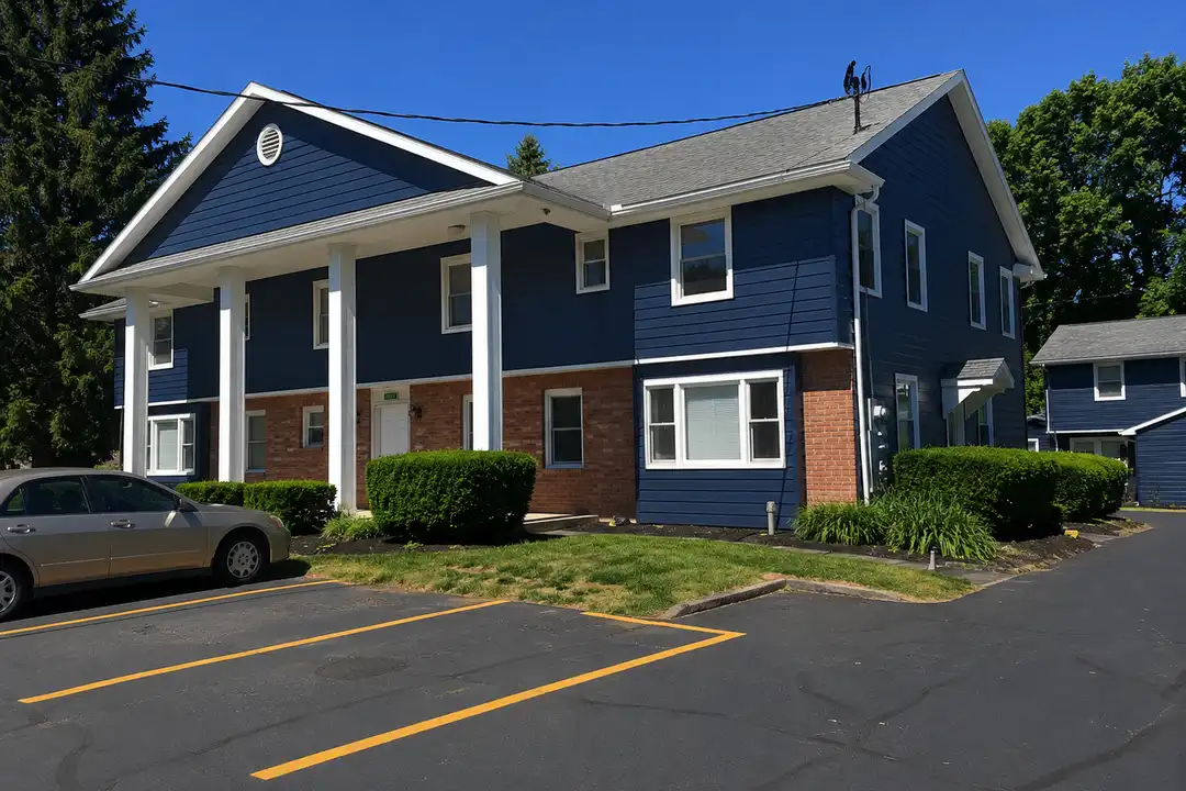 13041 Cambridge Springs Rd unit 9 – photo 1 of 8