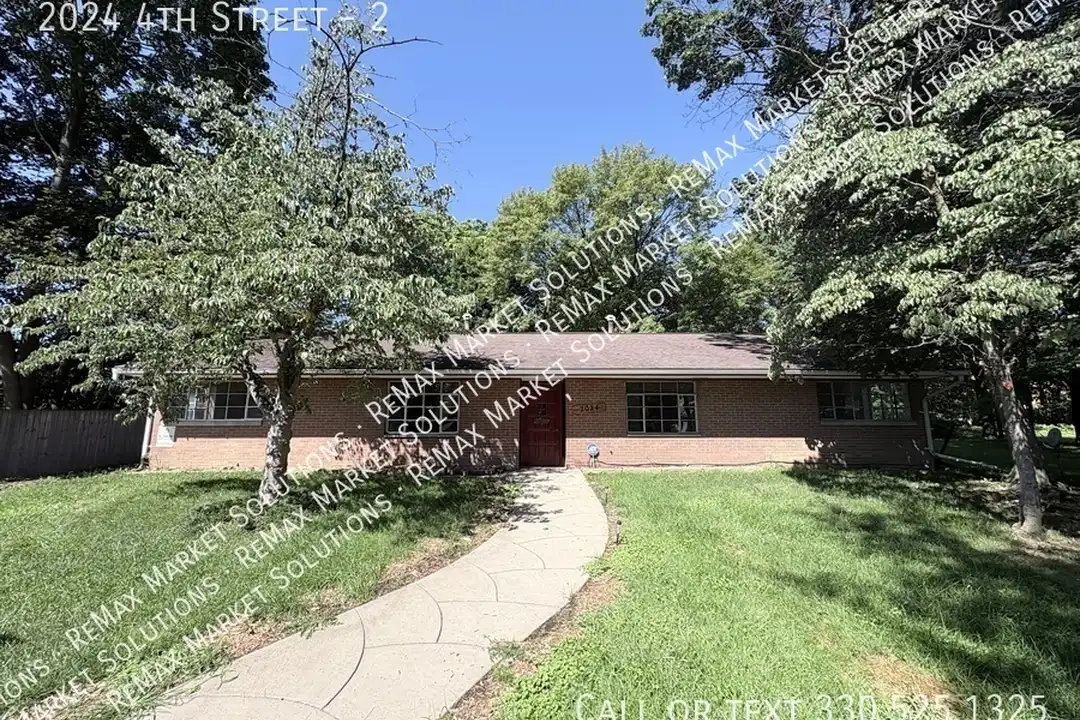 2024 4th St – photo 1 of 7