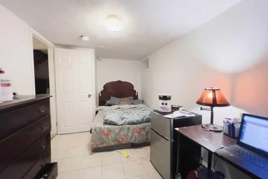 52 Lawn St - View 6