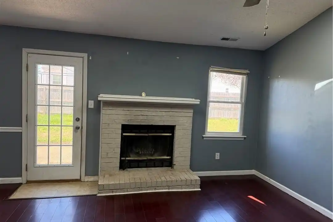 2005 Handel Ct - View 6
