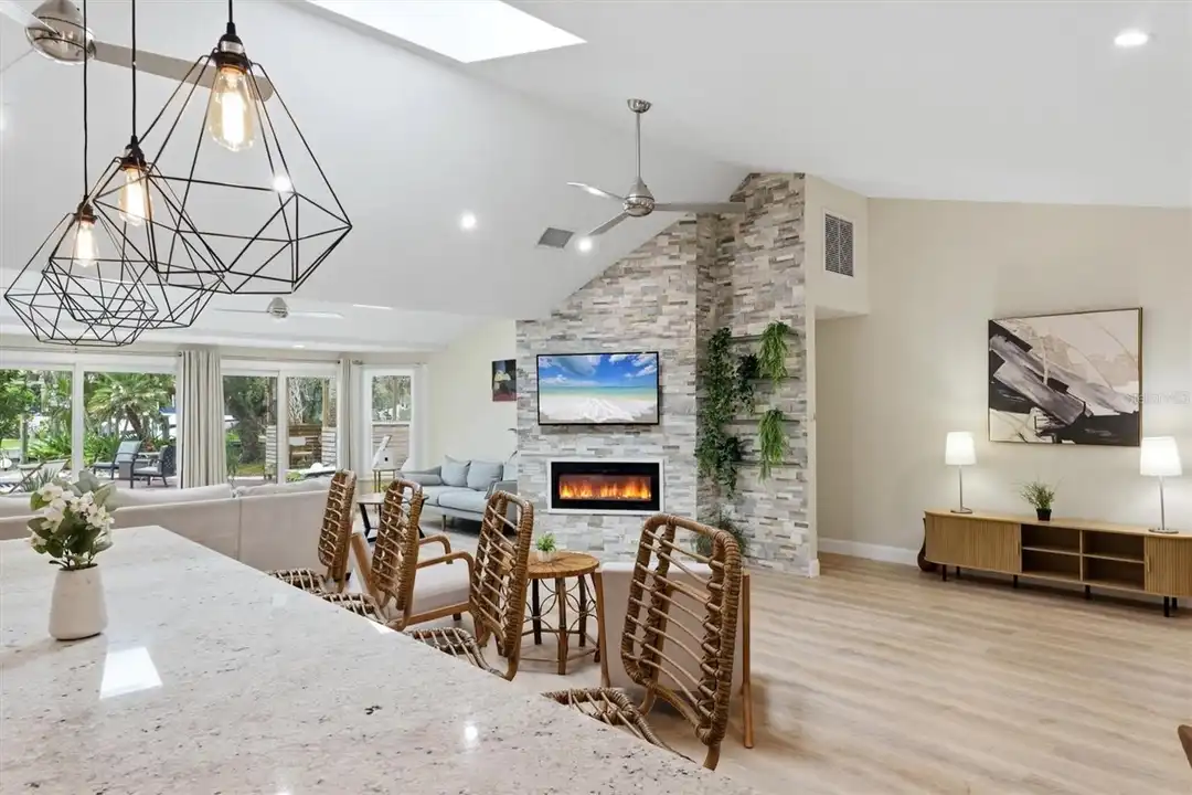 1232 Northport Dr - View 6