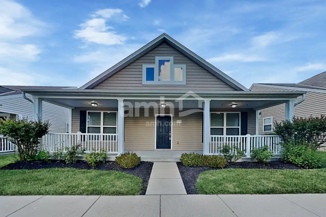 4207 N Yorkshire Square – photo 1