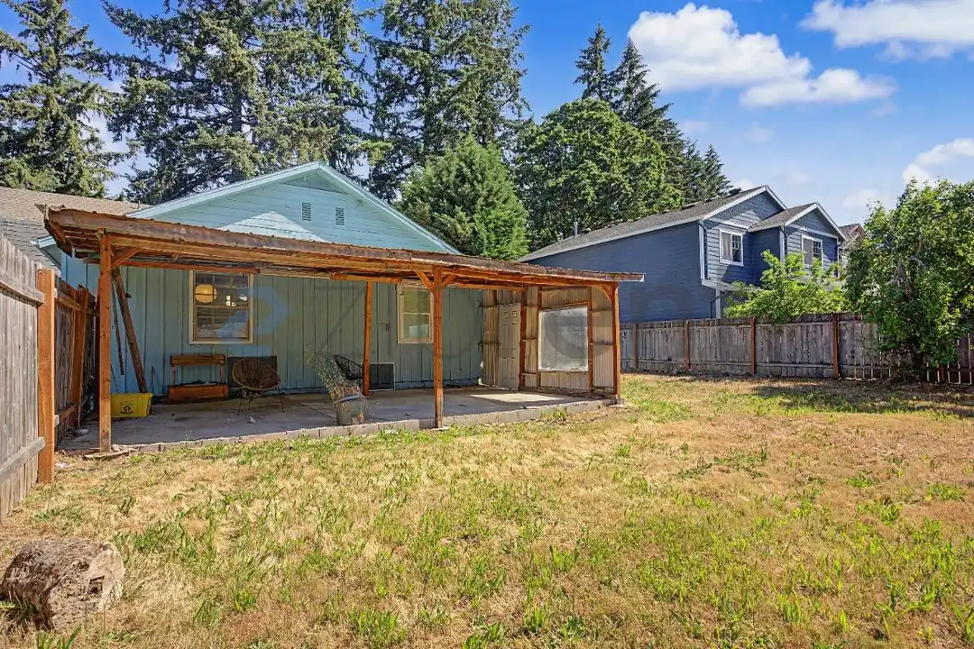House in Portland - View 4