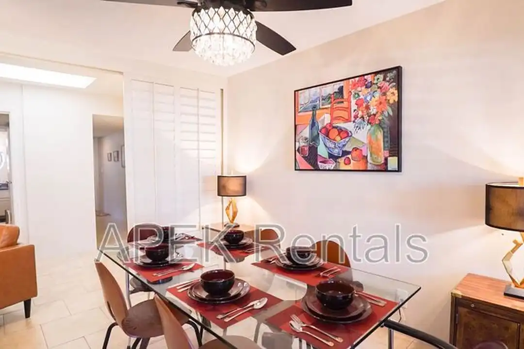 5301 E Waverly Dr unit 124 - View 5