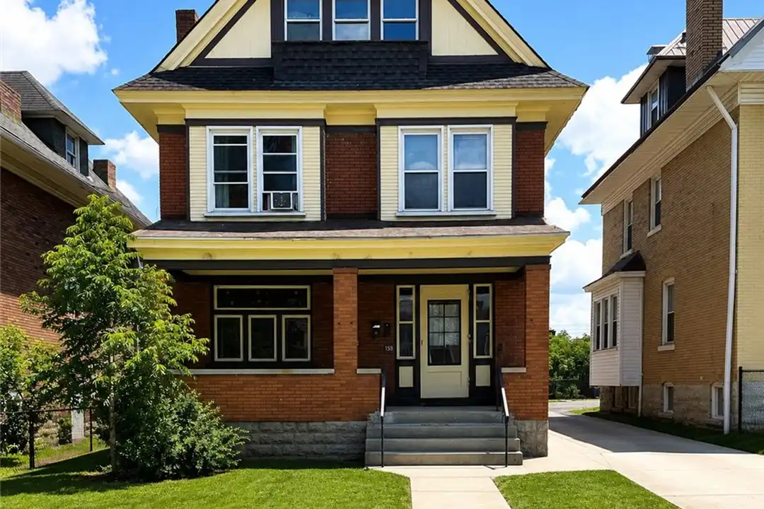 159 Kendall Ave unit 1 – photo 1